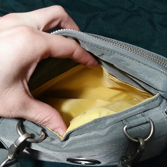 ¤ Baggallini ¤ - Picture 7 of 7